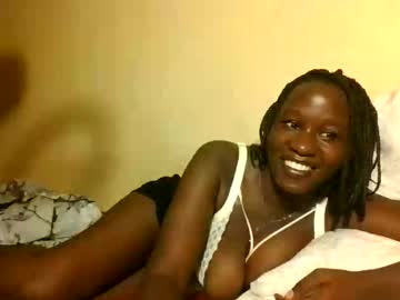 Bustyatieno Chaturbate profile image