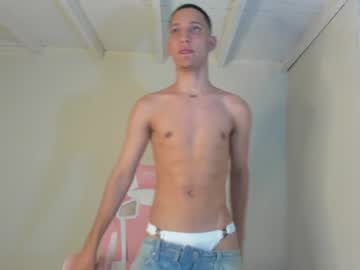 Profile of rich4rd27_