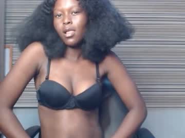 Profile of ebony_dark_melaninqueen