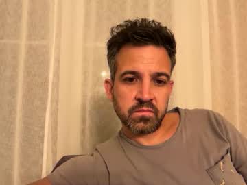 Tryerrrr32 Chaturbate profile image