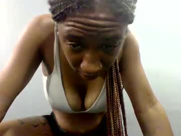Luciwell Chaturbate profile image