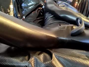 Profile of latex___lover