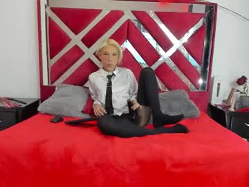 Profile of izzy_grey20
