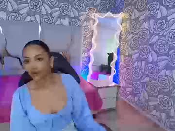 Beella_Tay1