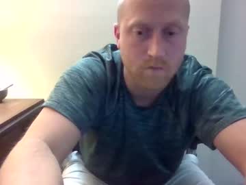 Tytheexhibionist24