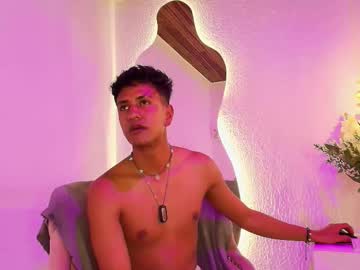 Noahluxe_Nom Chaturbate profile image