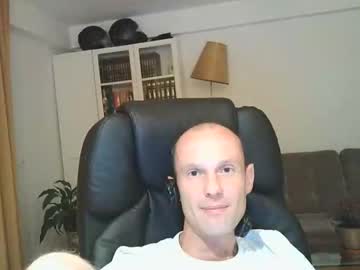 Hugobos100 Chaturbate profile image