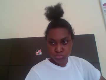 Islanddesire390042 Chaturbate profile image