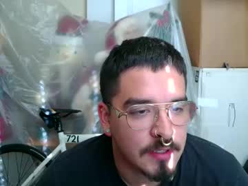 Papinchnch13s Chaturbate profile image
