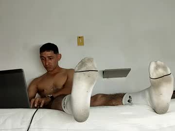 Bigfeetmaster32 Chaturbate profile image