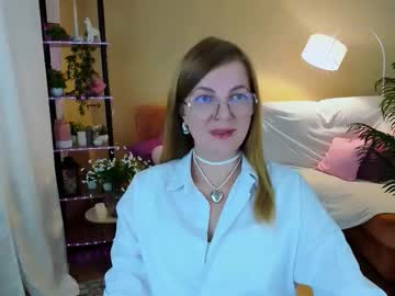 Youruniverserr Chaturbate profile image
