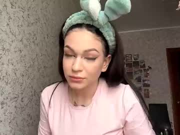 Viviennebuiles Chaturbate profile image