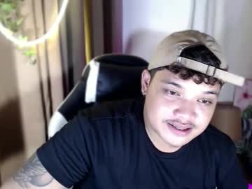 Urmilky_Shooterxx Chaturbate profile image