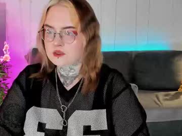 Apriladdamss Chaturbate profile image
