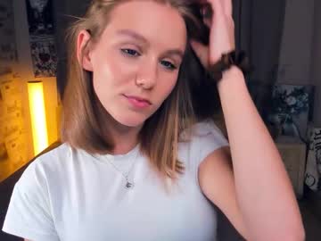 Trinahillier Chaturbate profile image