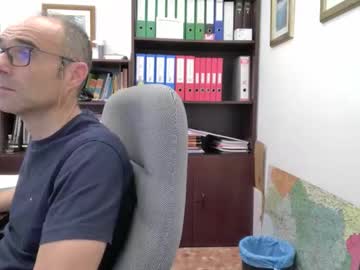 Carloshamster23 Chaturbate profile image