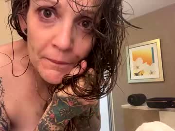 Tinyjuiceysllit Chaturbate profile image