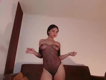 Zhoe11 Chaturbate profile image