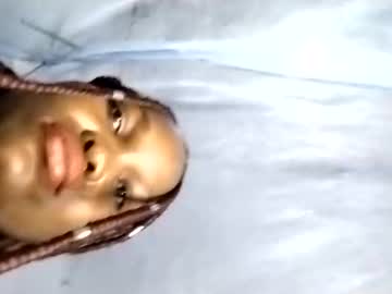 Pettypretty353463 Chaturbate profile image