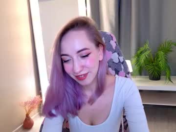 Profile of honeyhug