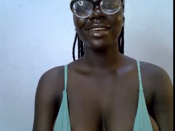 Profile of black_petitqueen12
