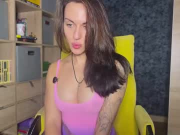 Yourcharmingmia