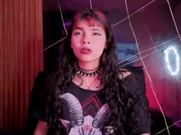 Raven_Rox_
