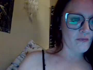Bigtittiedredhead36