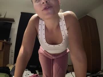 Realmeanxtina Chaturbate profile image