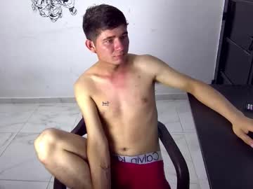 Elcalienticooo Chaturbate profile image
