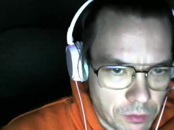 Henril3on Chaturbate profile image
