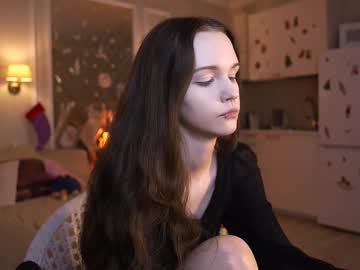 Profile of _petitteluna_