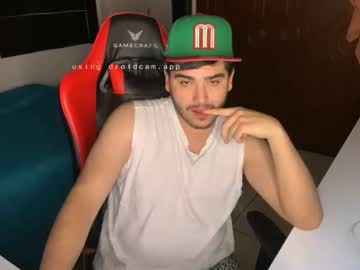 Thelittlehot1