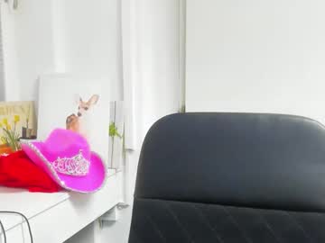 Profile of elararossy