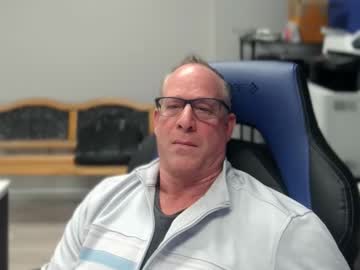 Coolcatgreen Chaturbate profile image
