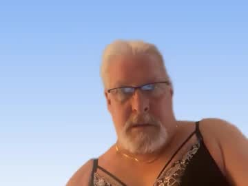 Profile of blueyestightass
