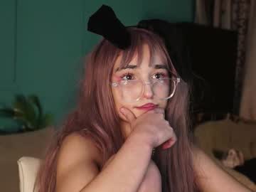 Profile of lily__loo