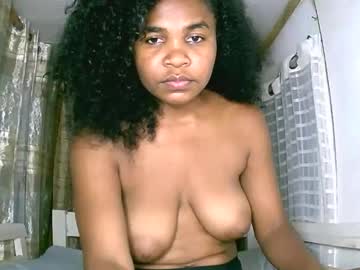 Olinah13583 Chaturbate profile image