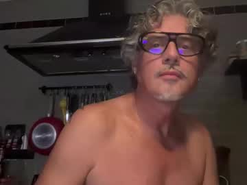 Voyou4010 Chaturbate profile image
