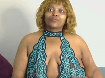 Profile of hotcurvyassxxx
