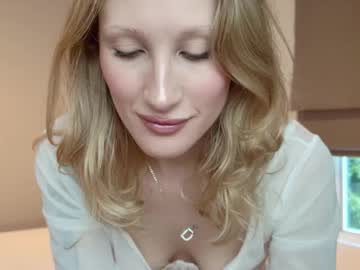 Profile of creamraspberryy