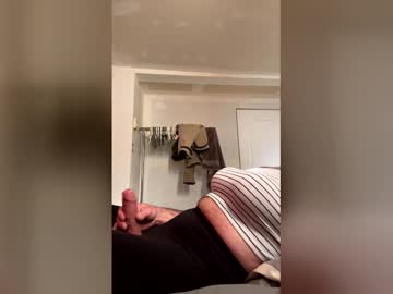 Kenny1982819