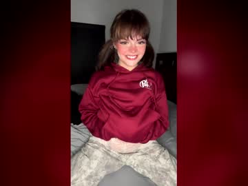 Tatbrat19 Chaturbate profile image