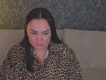 Profile of adele_crown