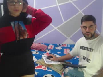 Profile of couple_hot069