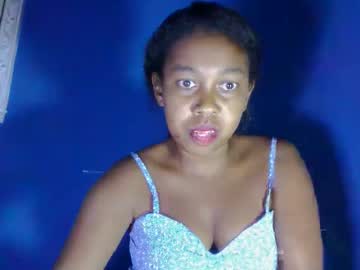 Raveloarisoamarieesmera Chaturbate profile image