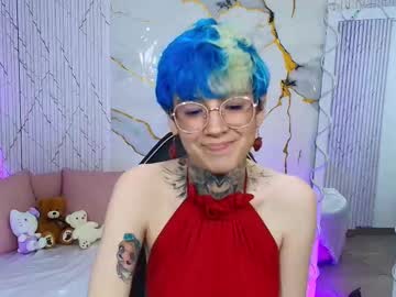 Lyra_Tay
