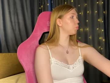 Ari_Thinking Chaturbate profile image