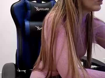 Caroline_Hernandes