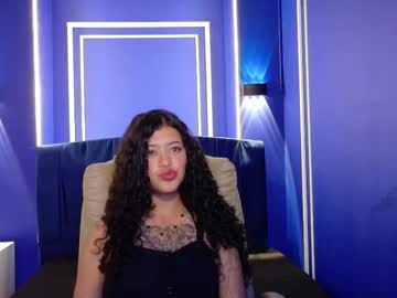Zoe_Lara_34